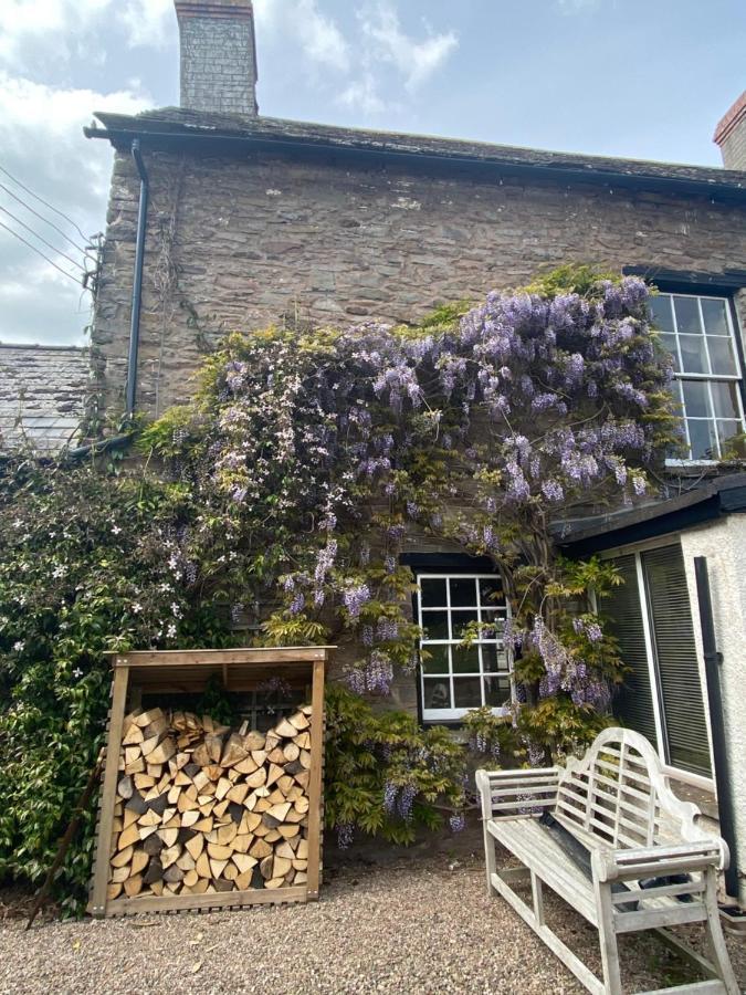 Three Cocks Hotel Brecon Extérieur photo