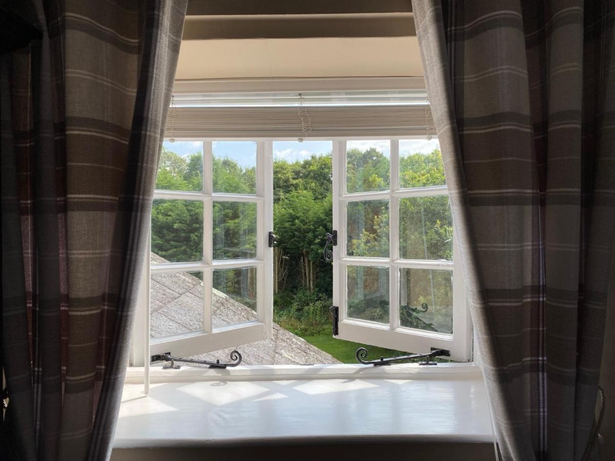 Three Cocks Hotel Brecon Extérieur photo