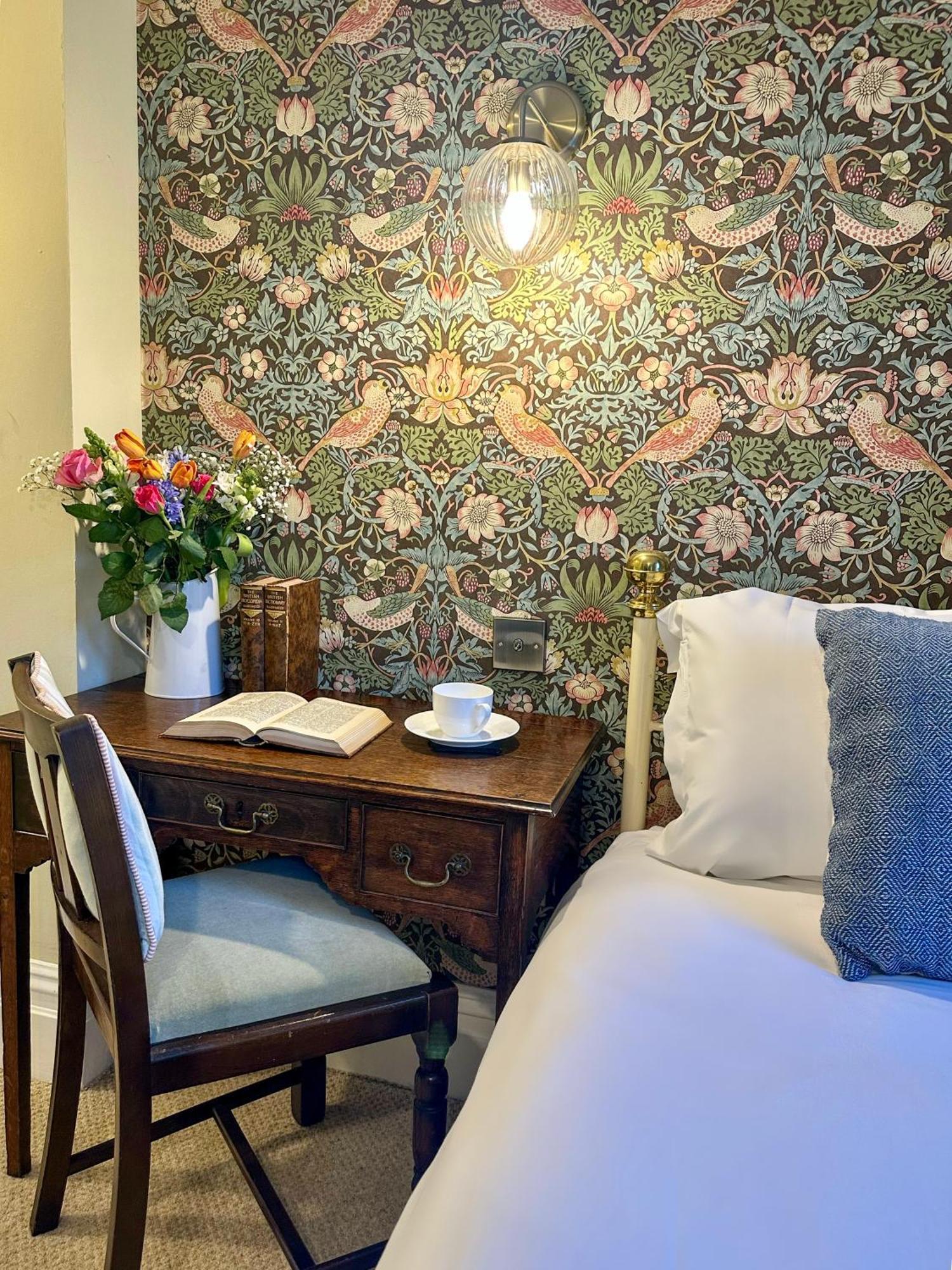 Three Cocks Hotel Brecon Extérieur photo