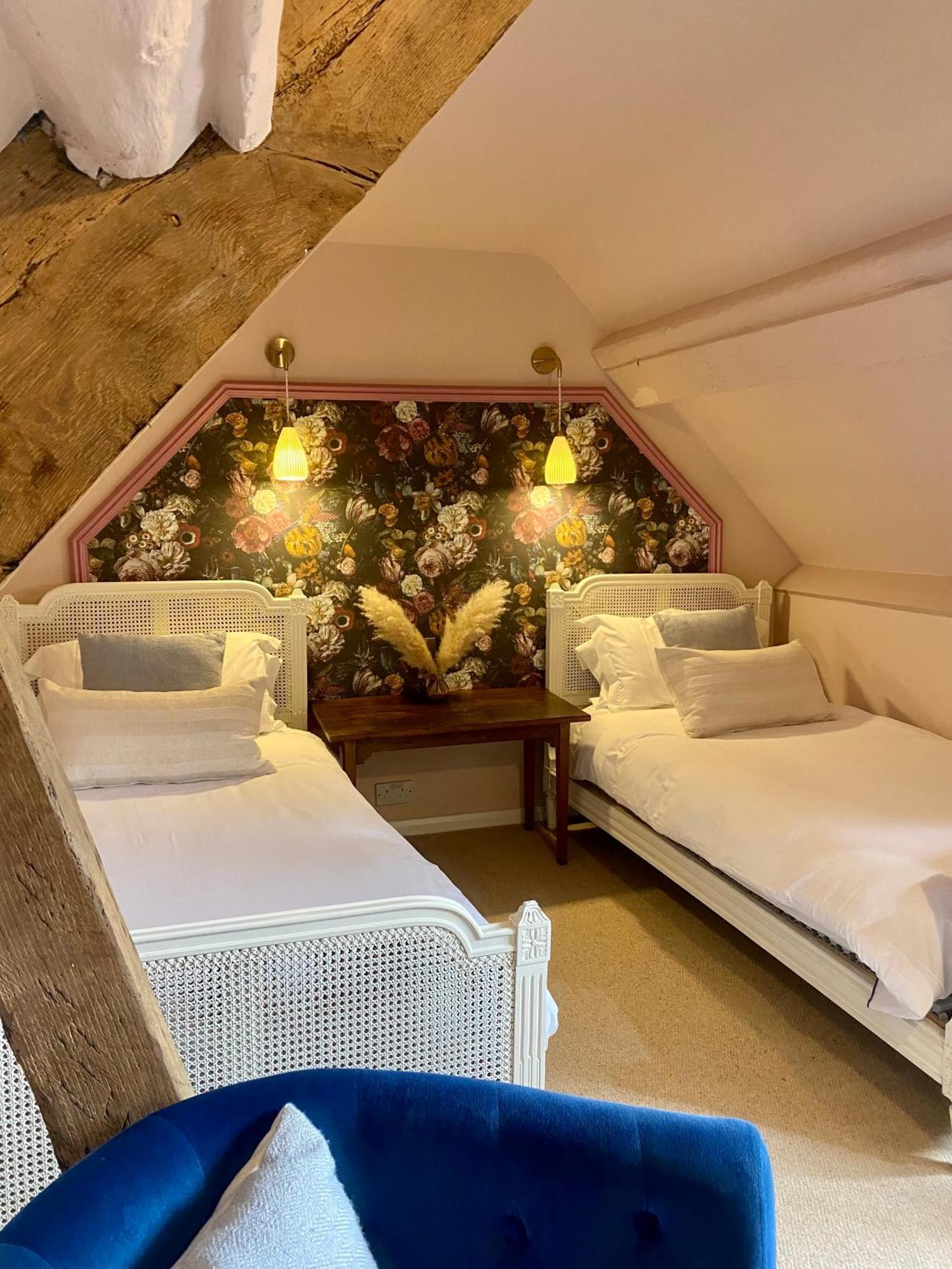 Three Cocks Hotel Brecon Extérieur photo